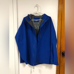 Lands' End Men's size M waterproof jacket w/tags